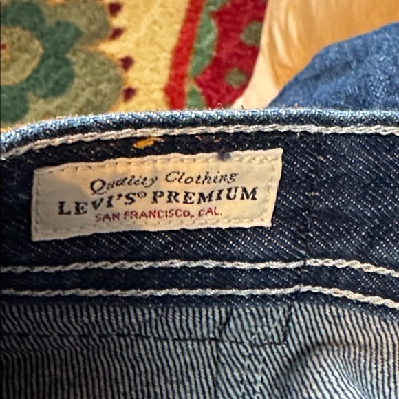 Levi's Premium Denim Painter Boy Jeans in Snooze Ya Lose Wash - Picture 14 of 16
